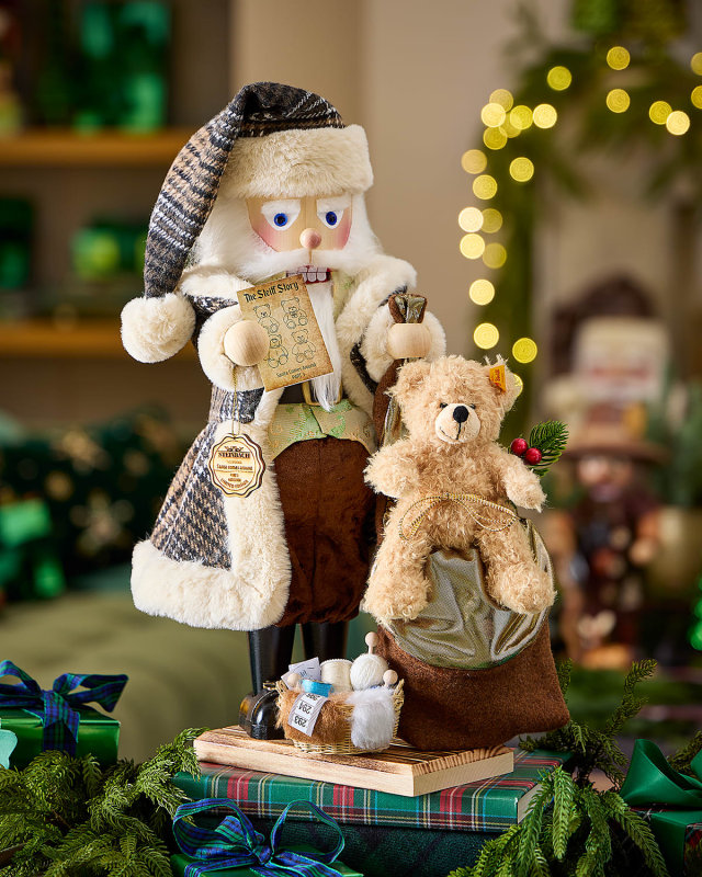 x Steiff Santa Comes Around Part 3 Nutcracker